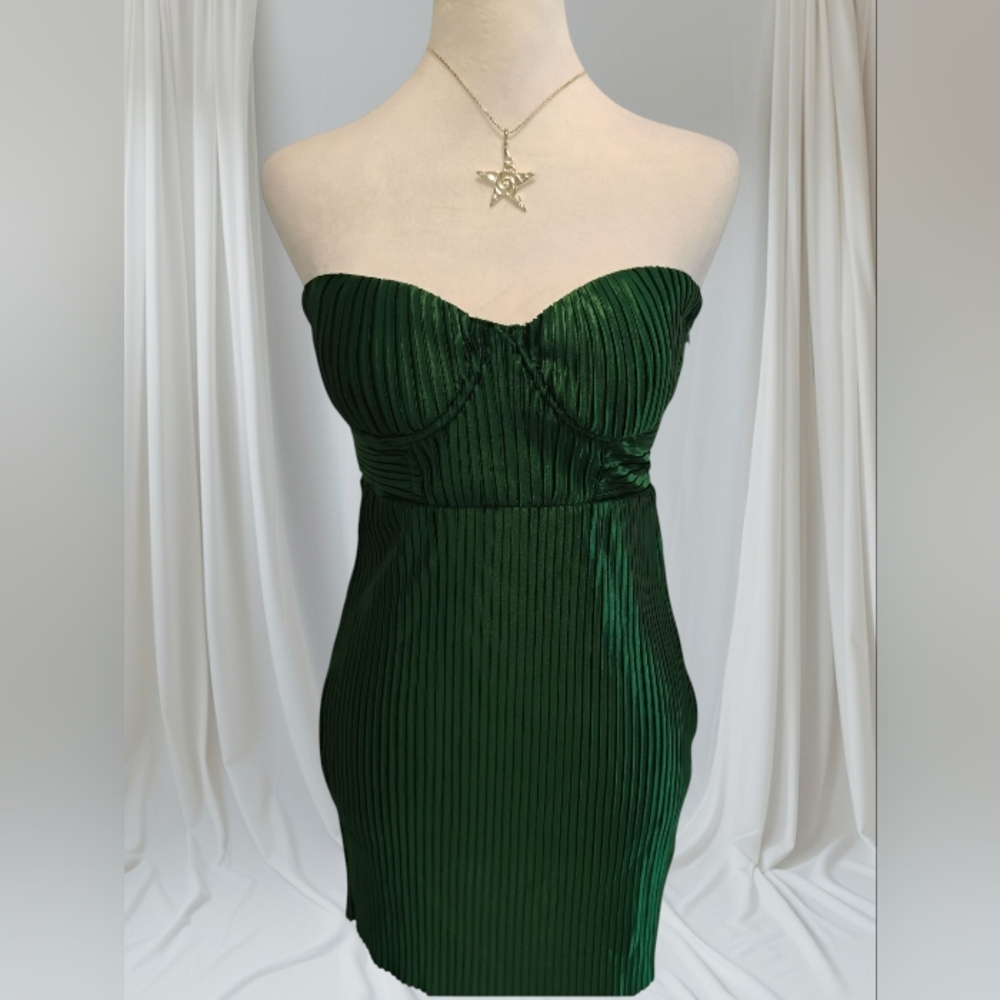 Hello Molly Chic Strapless Green Dress S
